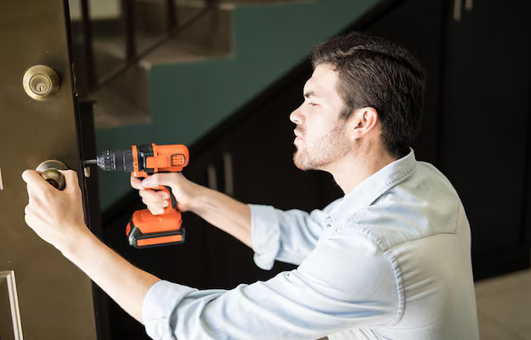 emergency locksmith services Boca Raton,